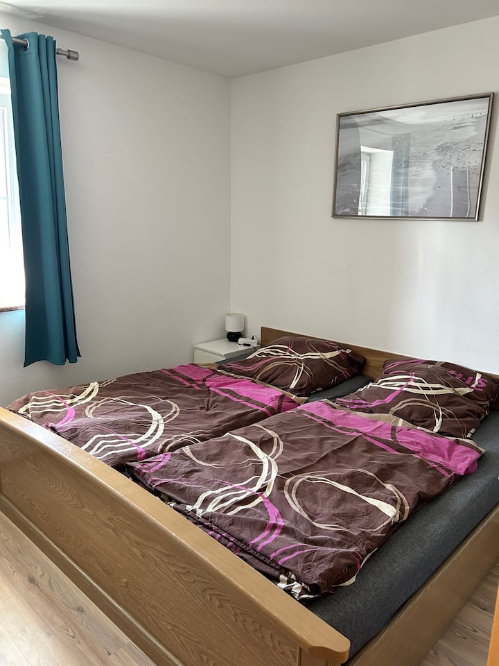 غرفة النوم 1