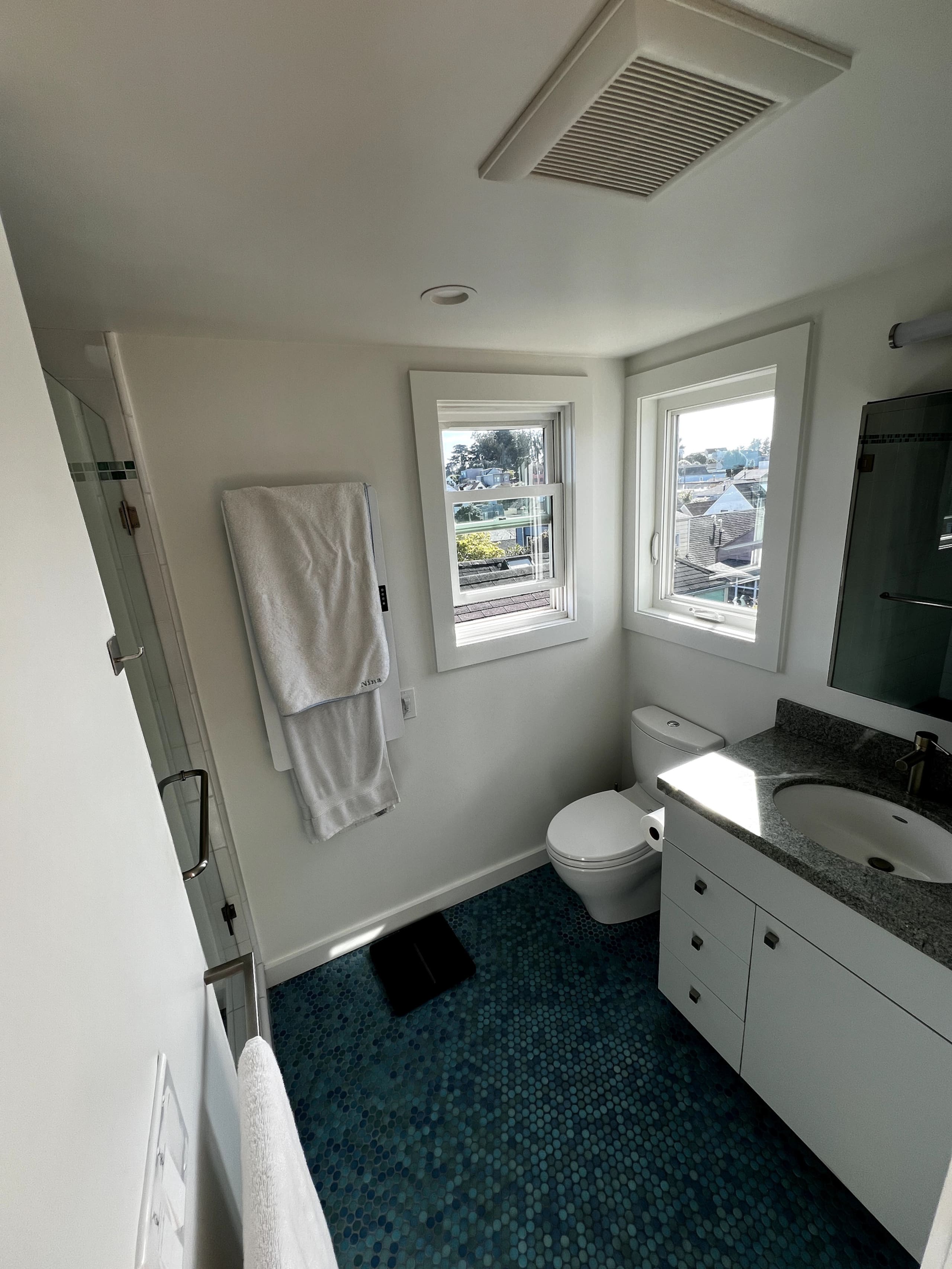 Home in San Francisco · ★5.0 · 5 bedrooms · 4 beds · 3 baths - Image 27