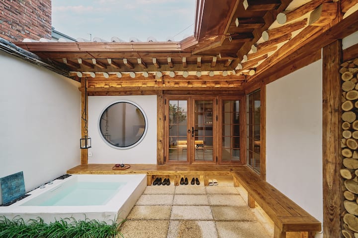 イホソラク/Exclusive Hanok / Outdoor bathtub/ kitchen - 借りられる