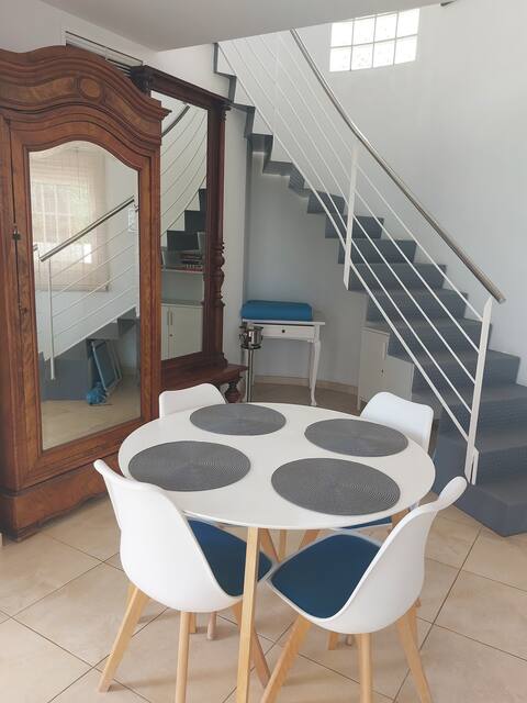 Airbnb con mejor rendimiento: Beach House Sea Light Beachfront. en Vinaròs