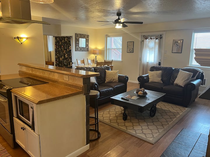 #1 Home In The Heart Of Utah - Torrey, UT
