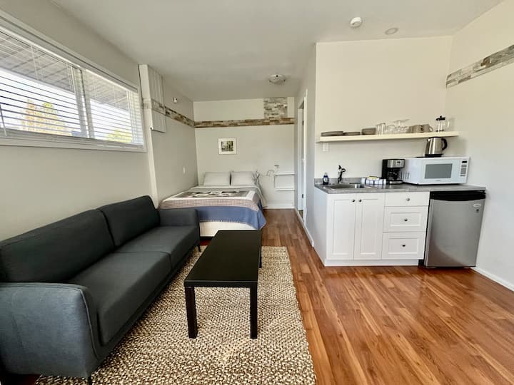 Lakeside Suite With Dock Access - Quesnel