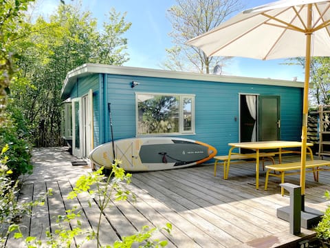 Top performing Airbnb: Beautiful chalet close to beach and lake in Wijk 18 Weidestreek Zuidwest