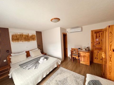 Plitvice Lakes Tripple Room with terrace