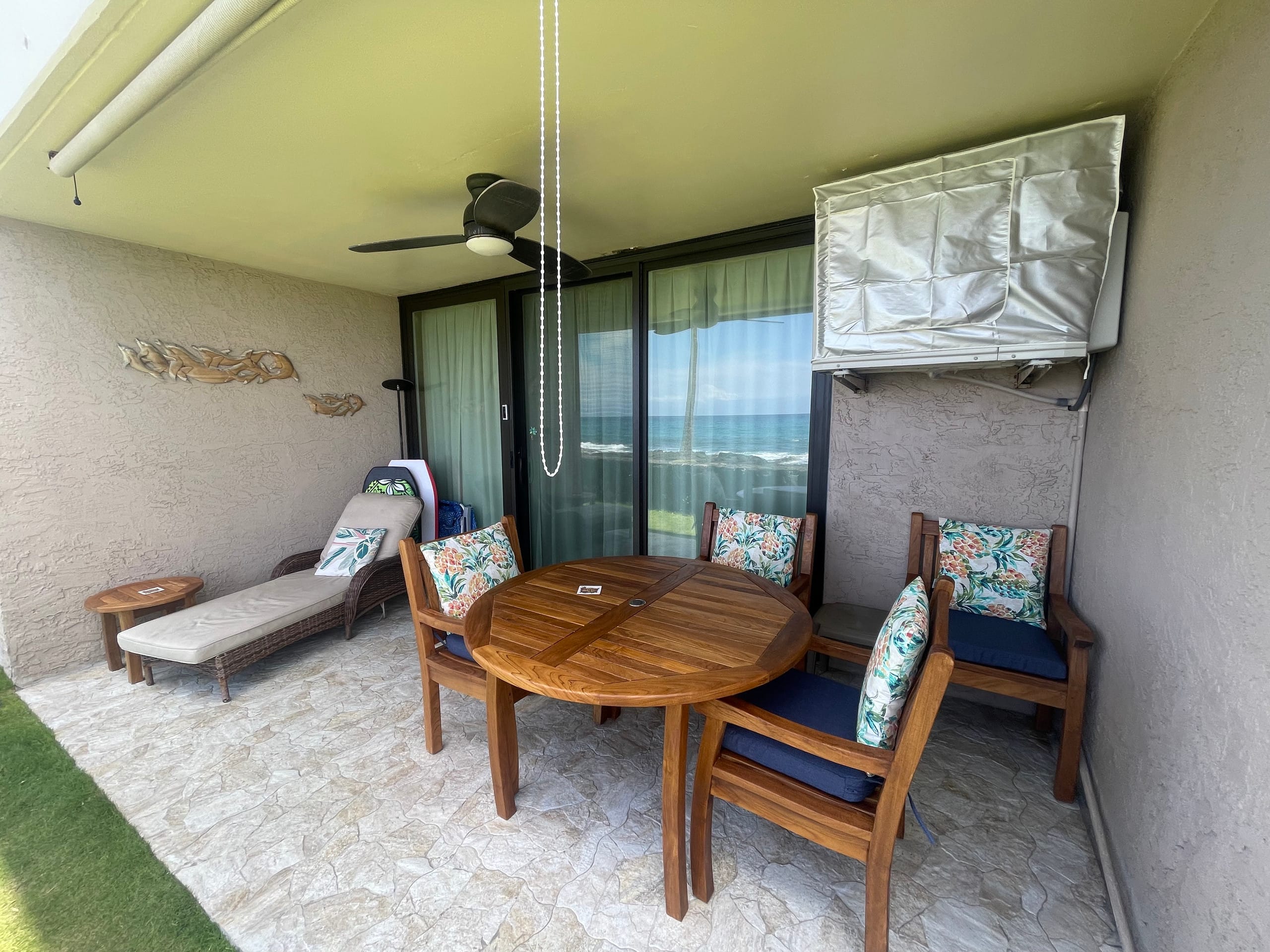 Condo in Kailua-Kona · ★4.87 · 1 bedroom · 2 beds · 1 bath - Image 14