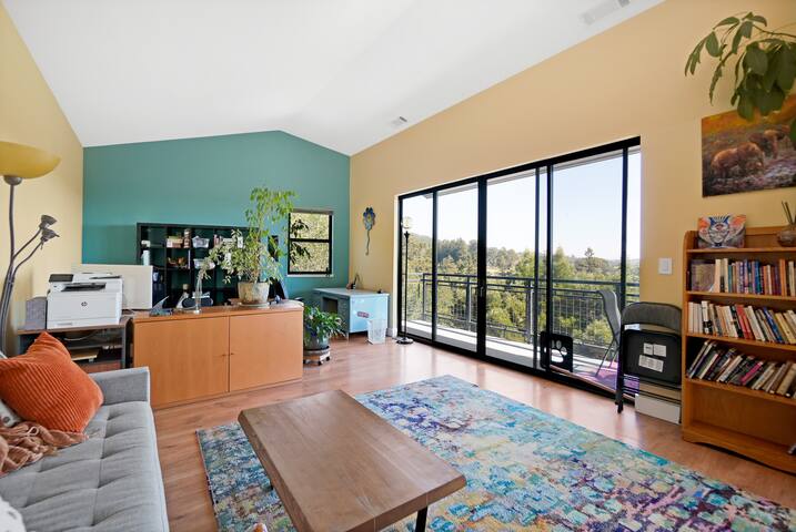 Enlightenment House in Magical Oakland Hills gallery image 5