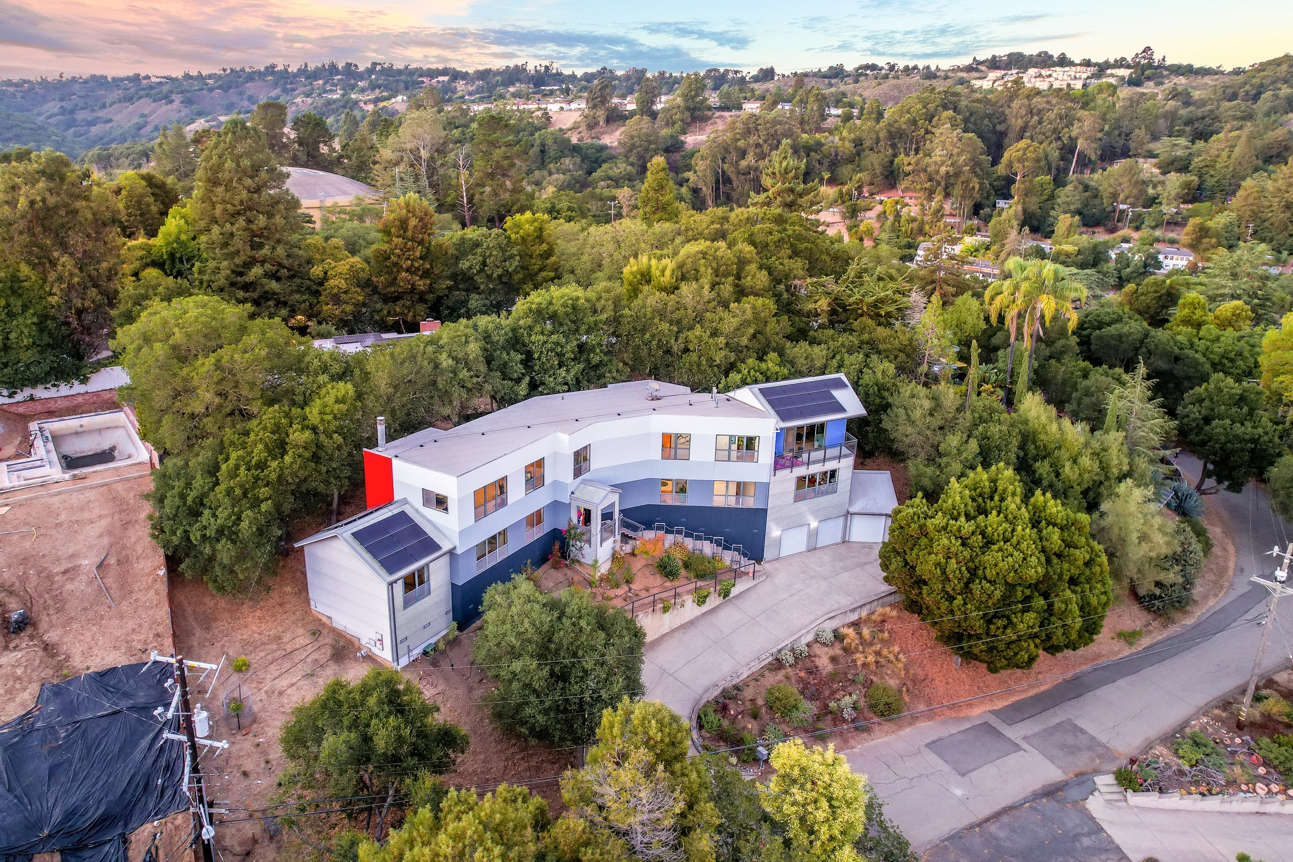 Enlightenment House Hillside Retreat with Views - Photo 81