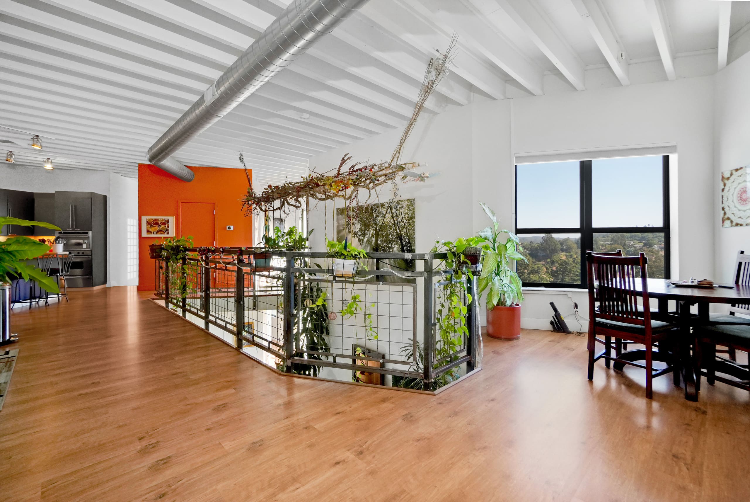 Enlightenment House Hillside Retreat with Views - Photo 24
