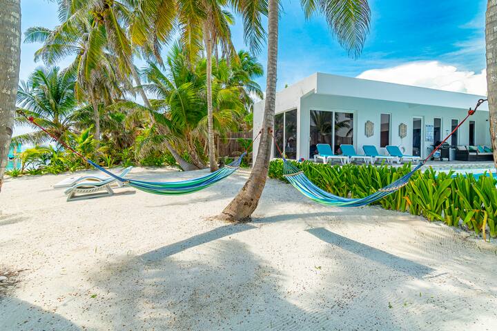 Belize Oceanfront Villa w/ Pool, Beach & Pier gallery image 5