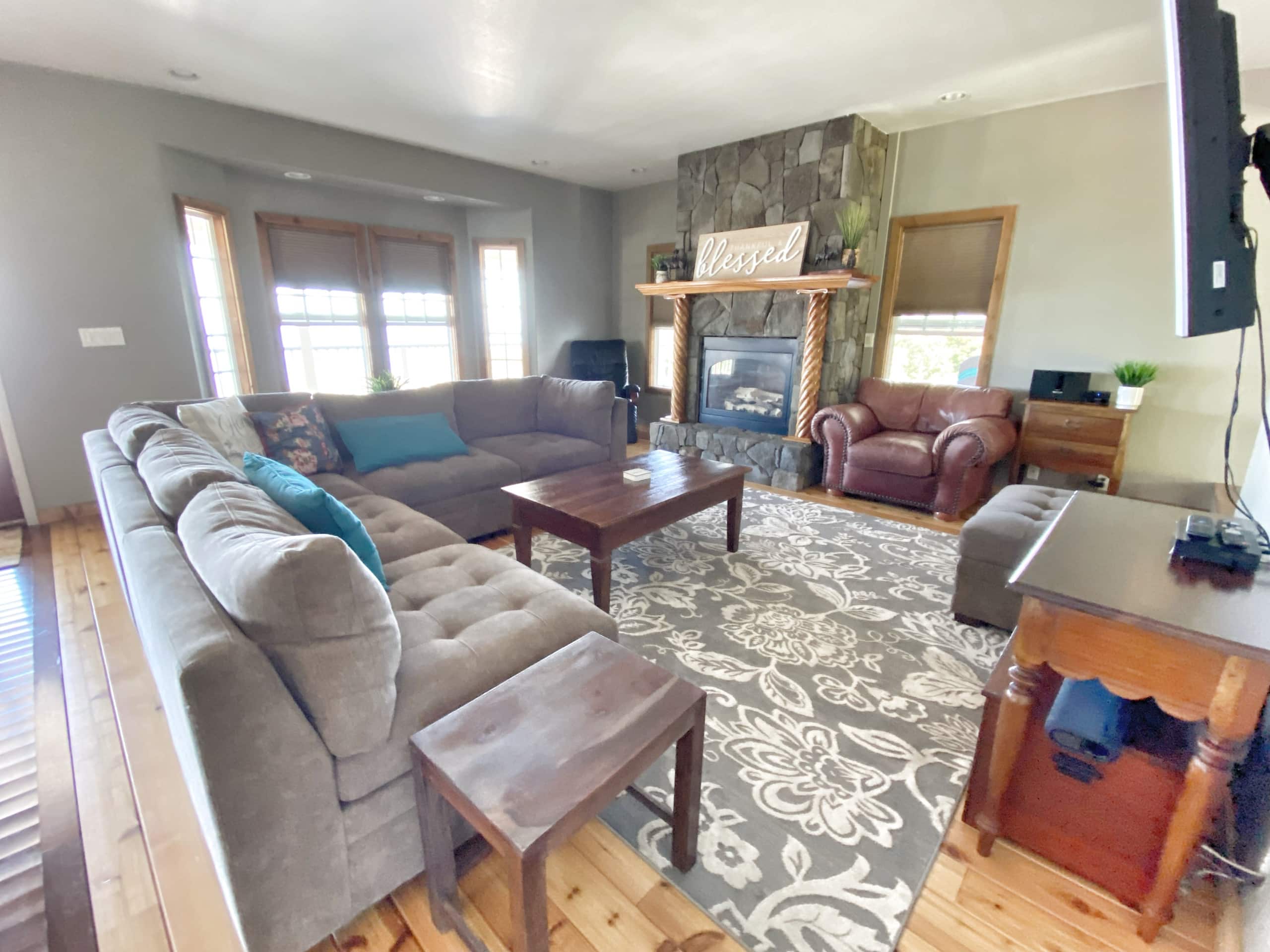 Home in Holualoa · ★4.92 · 4 bedrooms · 5 beds · 3.5 private baths - Image 8