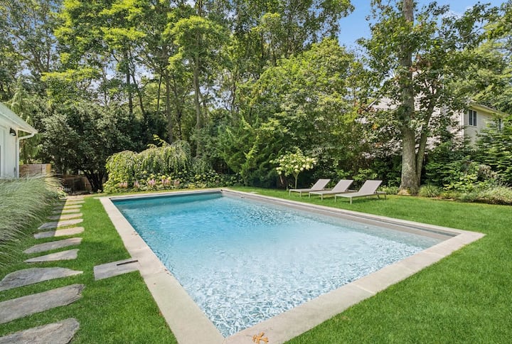 East Hampton Springs Oasis - East Hampton, NY