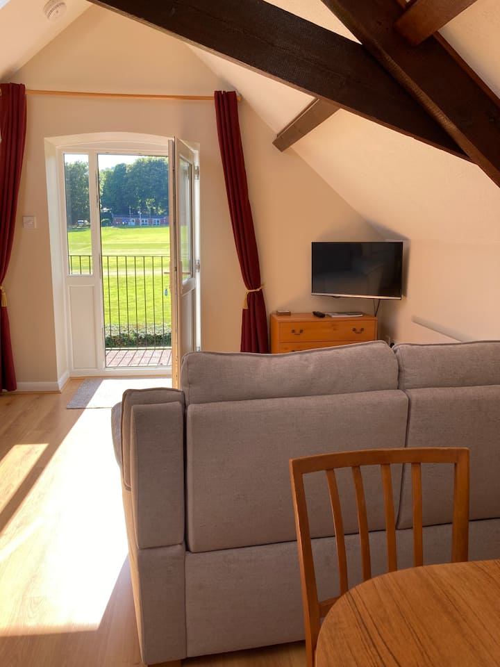 Croft Way Holiday Apartment With A Balcony View. - サマセット