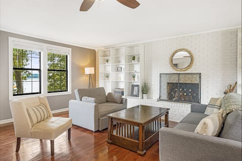 Stylish Lake House [Bluegill cabin]