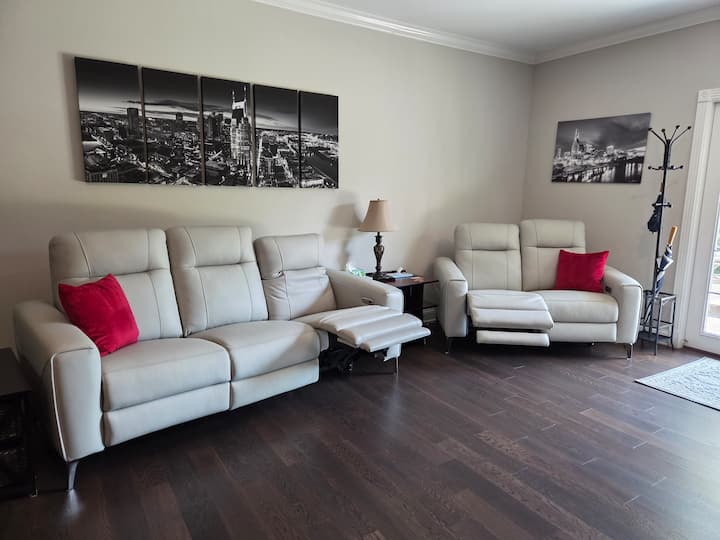 Guest Suite In The Mansion [5 Star] - Brentwood, TN