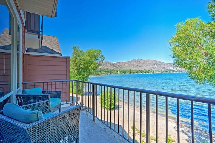 Lakefront Resort Townhome With Kayaks & Gas Grill! - Oroville, WA