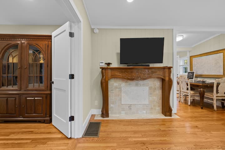 Cottage 1208 (Dog Friendly, 1.5 Miles To Downtown) - Hendersonville, NC