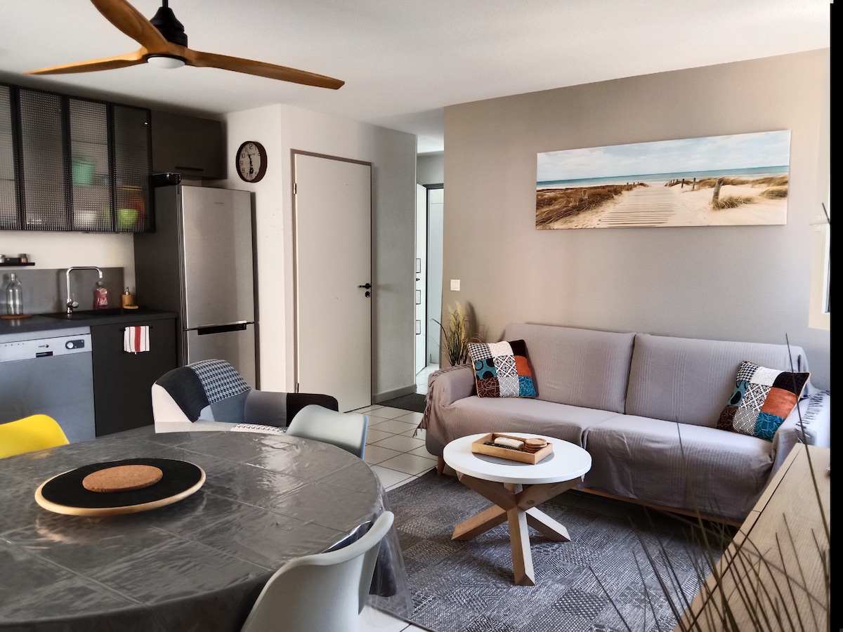 Airbnb con migliori performance: 45 m2 apartment + 15 m2 terrace, 150 m from the beach a Vieux Boucau Les Bains