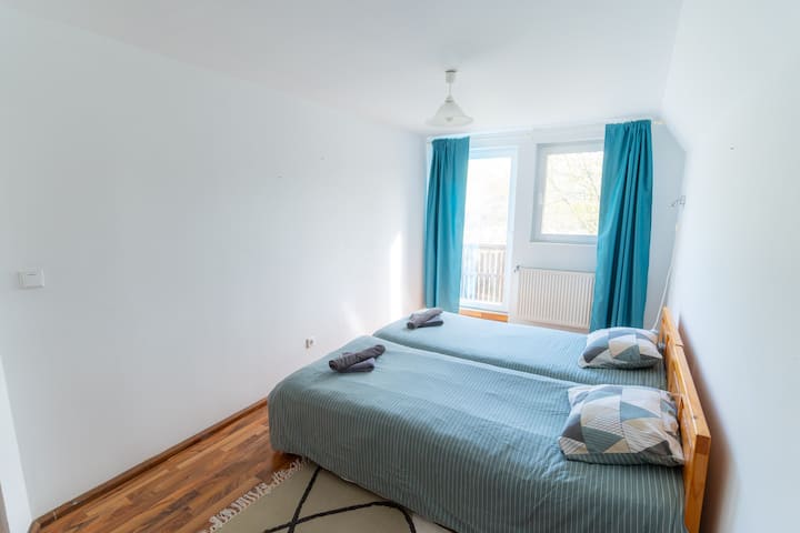 საძინებელი 2