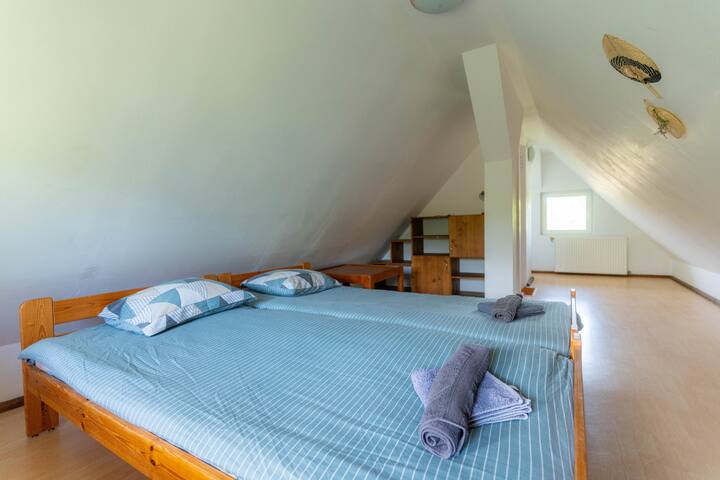 საძინებელი 3