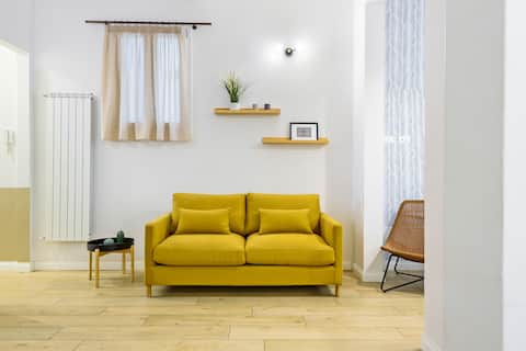 Annuncio Airbnb popolare: GIGLIO - MODERN CLASSIC APARTMENT IN FLORENCE a Firenze