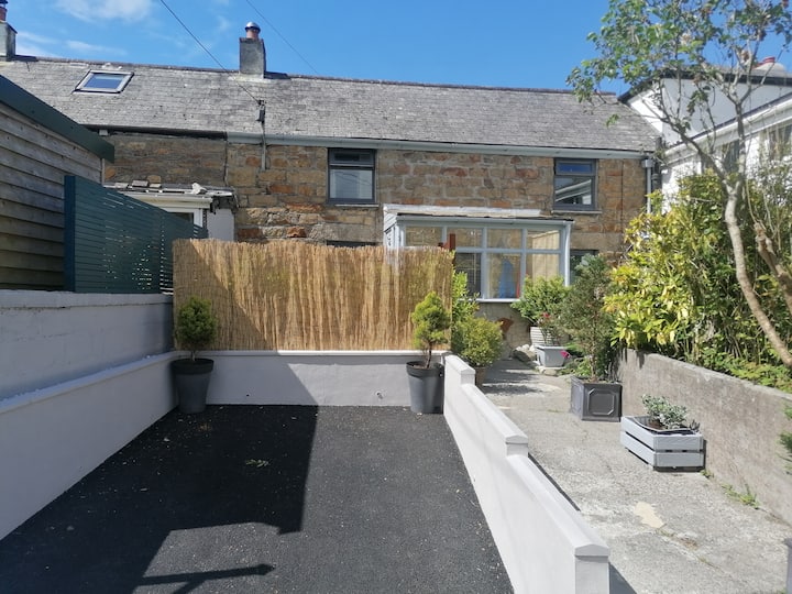 Miners Cottage Within Easy Reach Of Local Beaches - St Agnes