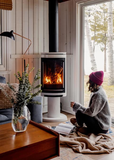 Birch Cottage on Torch, Cozy Fireplace, Ski Nearby