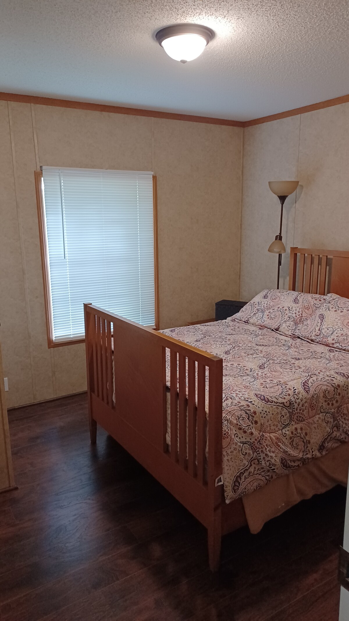 חדר שינה שני מהכניסה