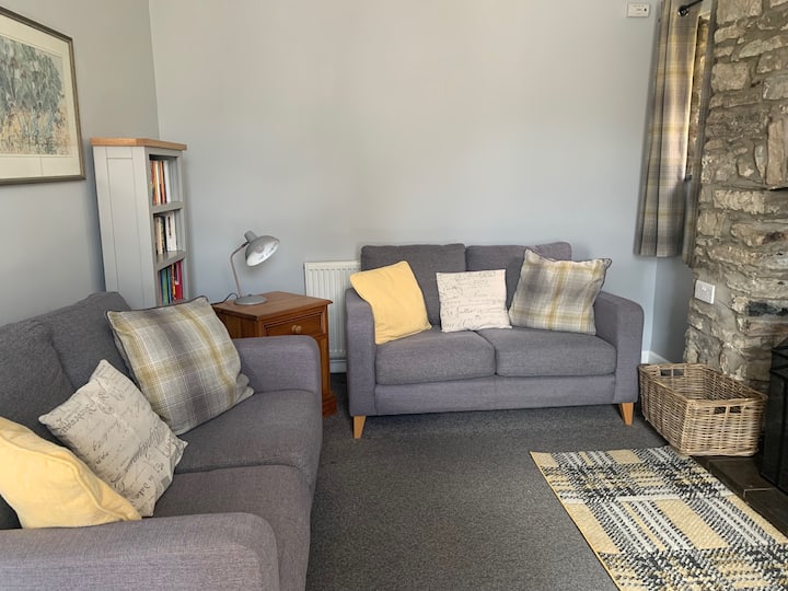 East Llwyn Cottage -Ceredigion, West Wales - Ceredigion