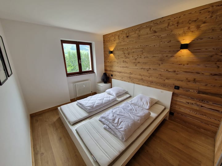 כרזה גדולה זמינה