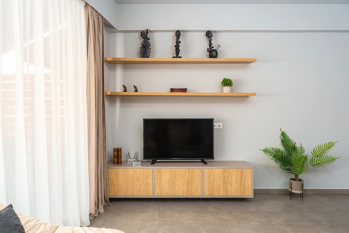 Modern 2 BD Apartment in the Heart of Athens
