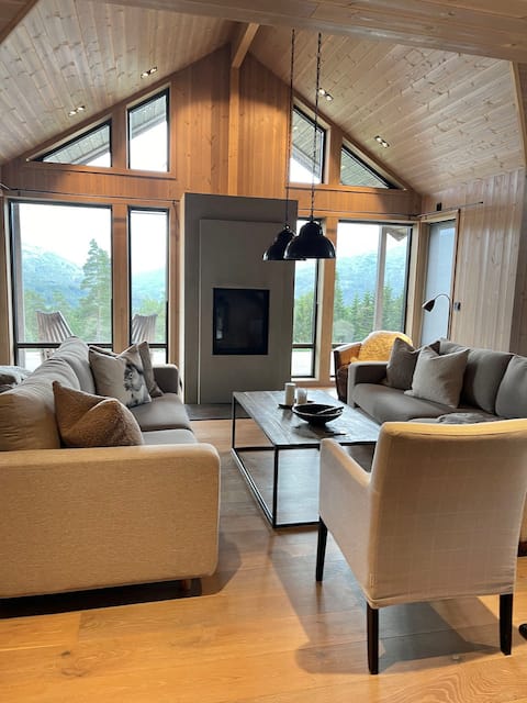 Newer family cottage - about 9 km from Voss city center