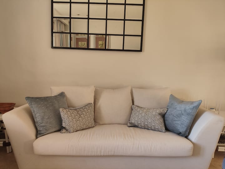 მისაღები ოთახი