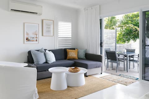 Top performing Airbnb: 1 Bedroom Coastal Granny Flat in Casuarina
