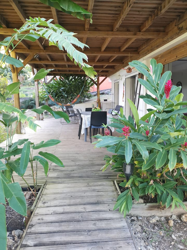 Chez Nonna, Bas De Villa. Vue Mer. Piscine - Guadeloupe