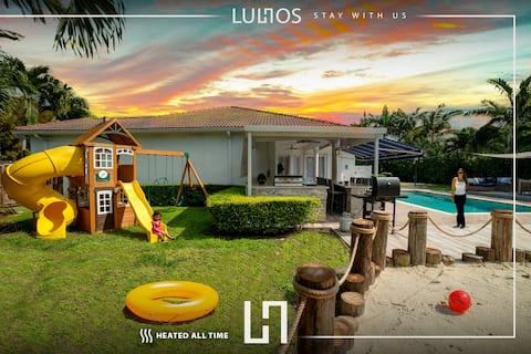 Luxury Miami Villa w/Heated Pool, BBQ & Play Area