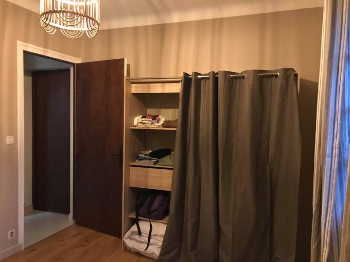 غرفة النوم 2