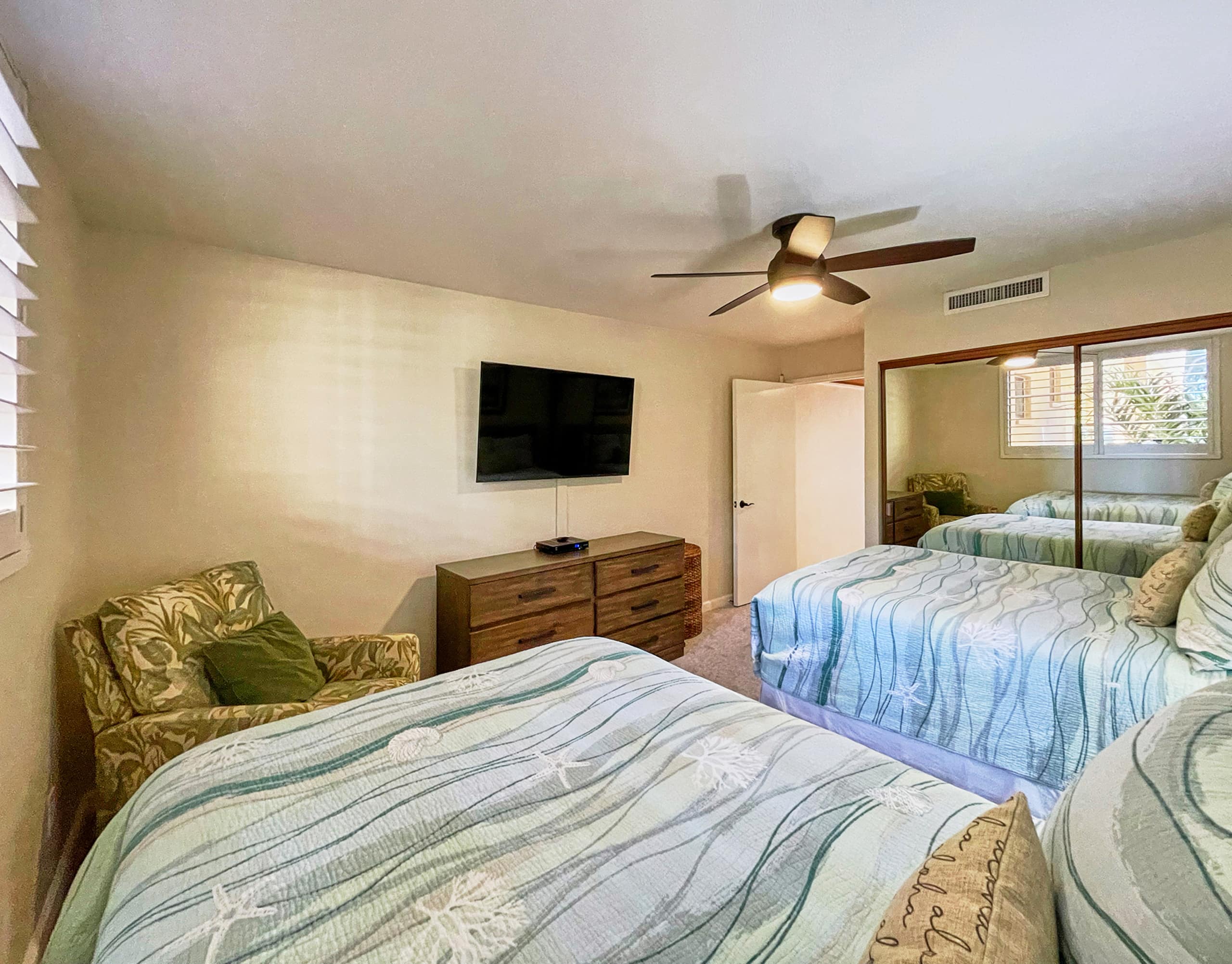 Condo in Kihei · ★5.0 · 2 bedrooms · 3 beds · 2 baths - Image 21