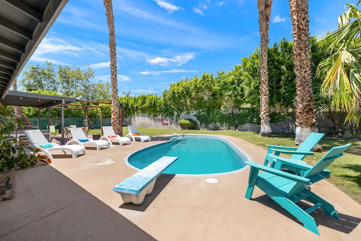 3 Bedroom 2 Bath Mid Century Modern Home With Pool - Palm Springs