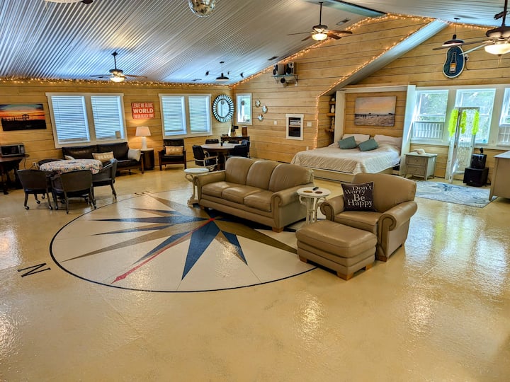 Tree Top Loft At The Beach - Kitty Hawk, NC