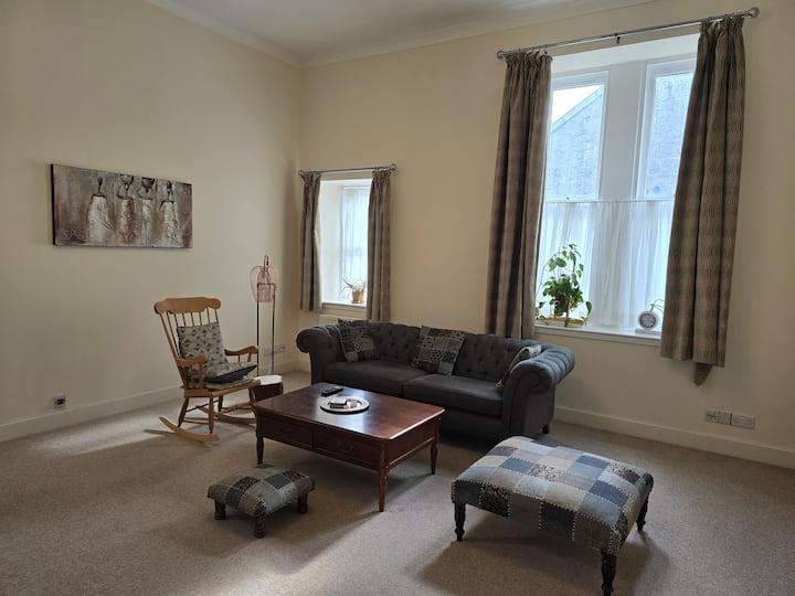 Beautiful Town House In Heart Of City Centre - Aberdeen