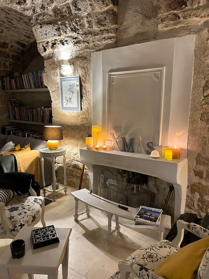 Suite Familiale Double 2 à 4 Pers Avec Clim - Lourmarin