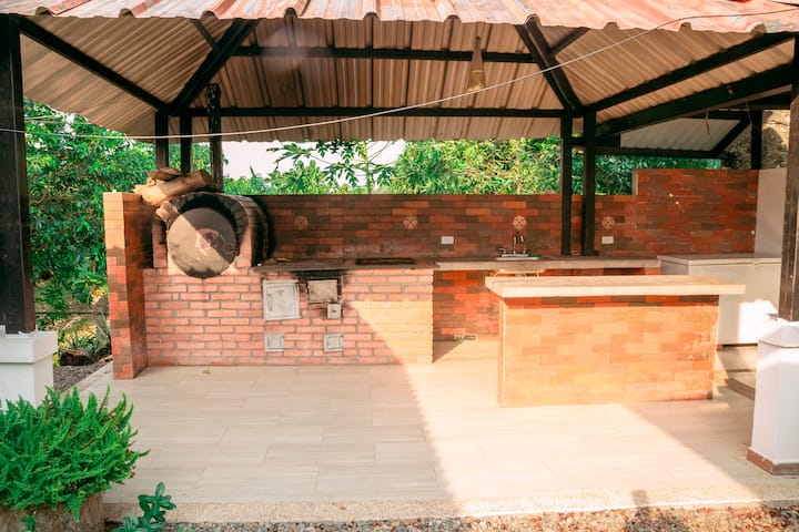 Villa Para Descanso En Familia. Uso Exclusivo. - Granada