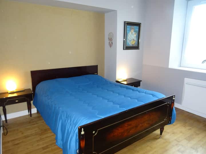 Спална соба 1 (кревет 1.40) Приземје