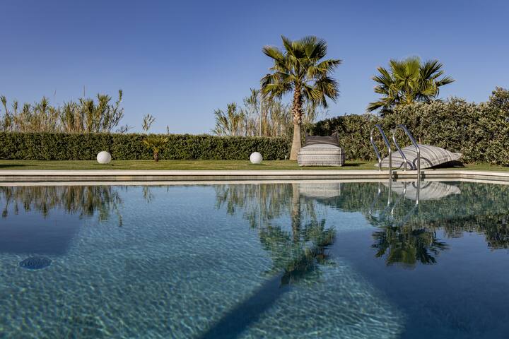 Iniada Villa II-A few meters away from sandy beach gallery image 3