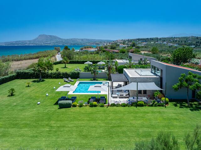 Iniada Villa II-A few meters away from sandy beach gallery image 5