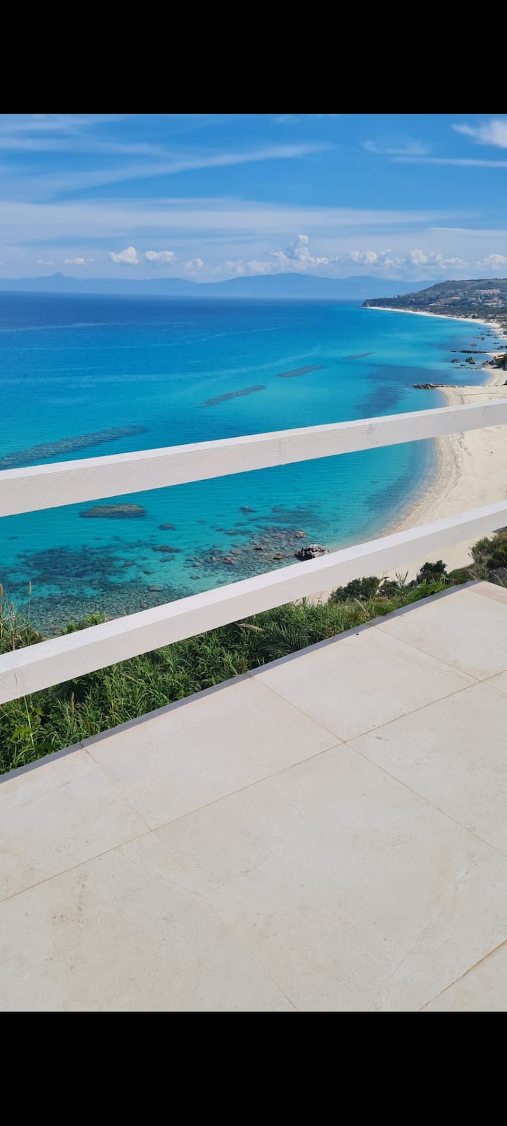 Parghelia Villa on cliff with beach access