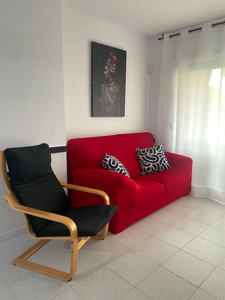 Apartamento En Torredembarra Con Piscina. - Torredembarra