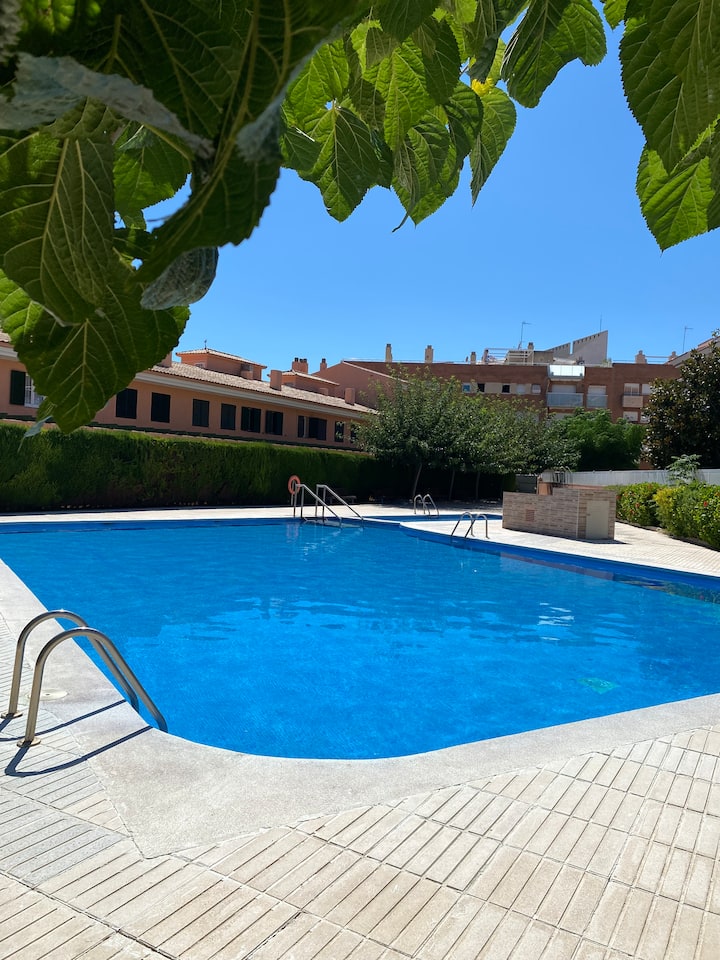 Apartamento En Torredembarra Con Piscina. - Altafulla