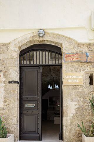 Mia crete managed Airbnb listing 2