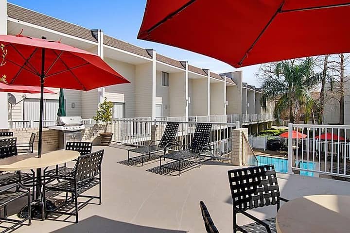 10 Min To Nola/msy Workforce Nurse Student 3bd/2ba - Metairie, LA